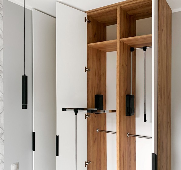 Szafa na wymiar na terenie województwa podkarpackiego Mobles